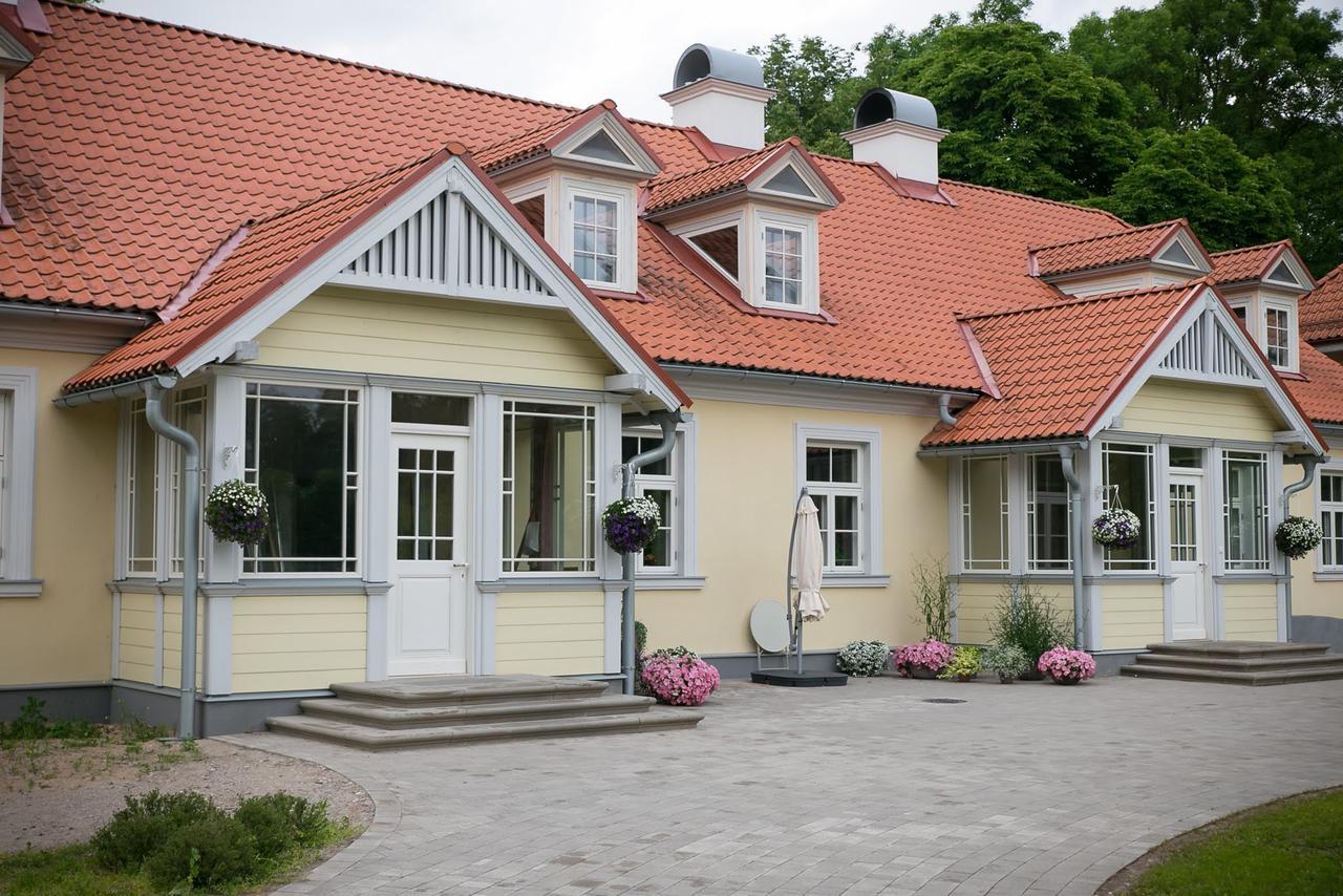 Botique & Spa Hotel Berkenes Manor Ziedkalne Exteriör bild