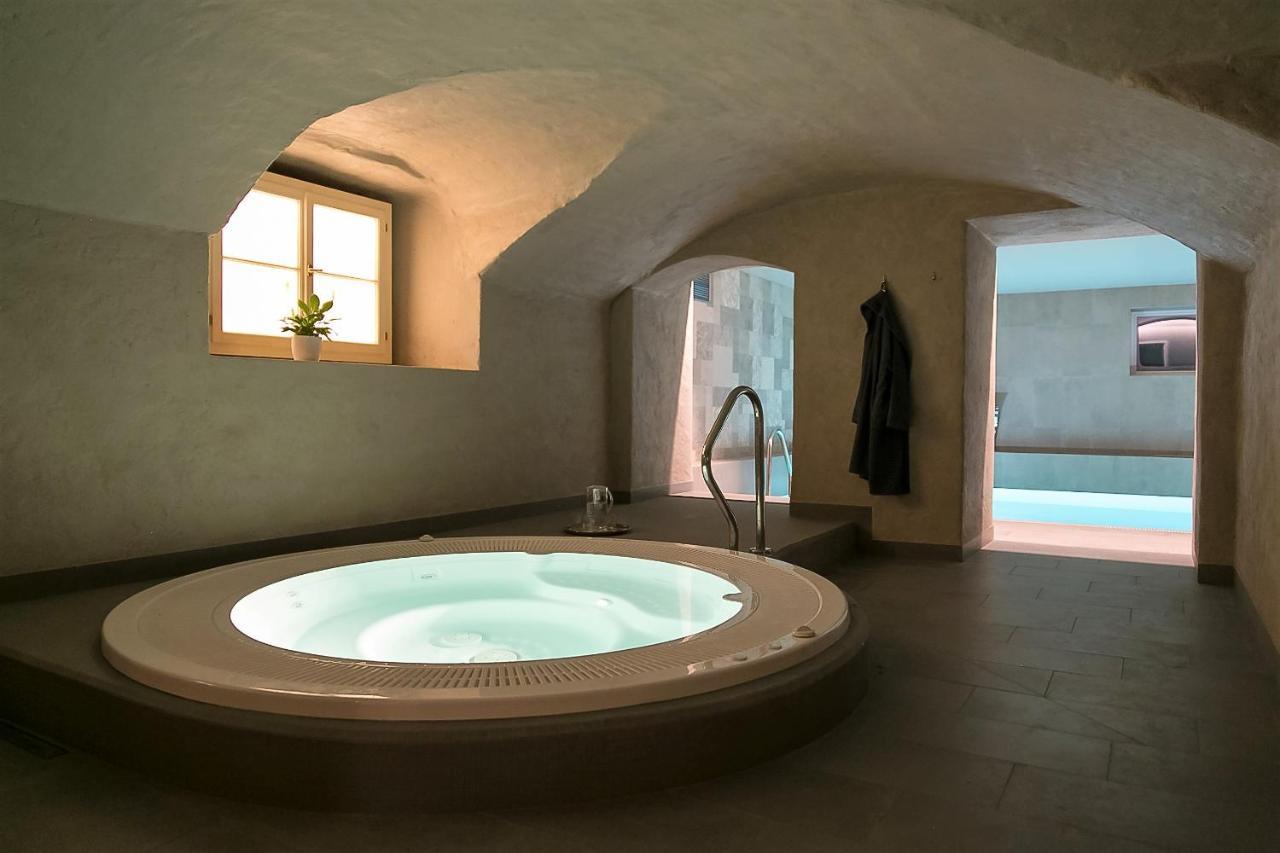 Botique & Spa Hotel Berkenes Manor Ziedkalne Exteriör bild